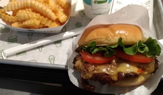 shakeshack_umeda_hanshin201806_5.jpg